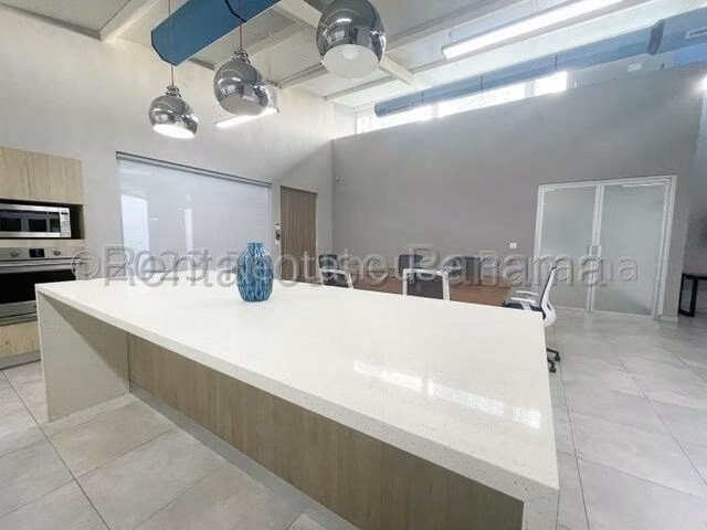 Se Alquila Casa en Coco del Mar MDV26-6846