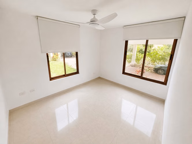 ALQUILER CASA EN CLAYTON 874m2 SENDERO DE CAMINO DE CRUCES TC - Imagen 9
