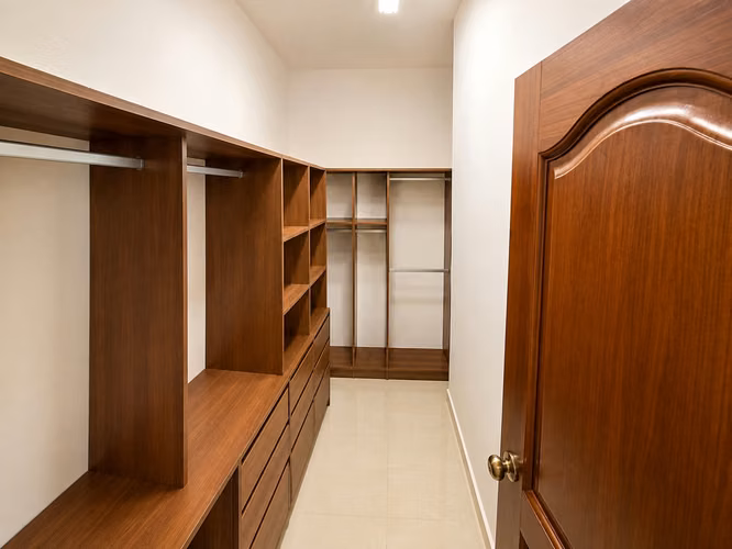 ALQUILER CASA EN CLAYTON 874m2 SENDERO DE CAMINO DE CRUCES TC - Imagen 11