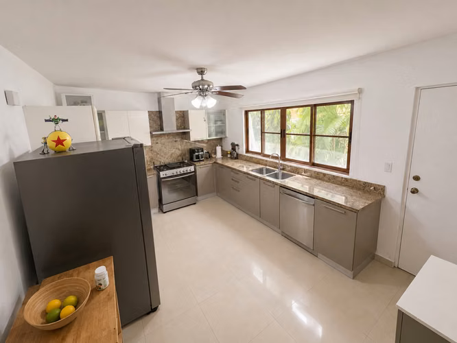 ALQUILER CASA EN CLAYTON 874m2 SENDERO DE CAMINO DE CRUCES TC - Imagen 5