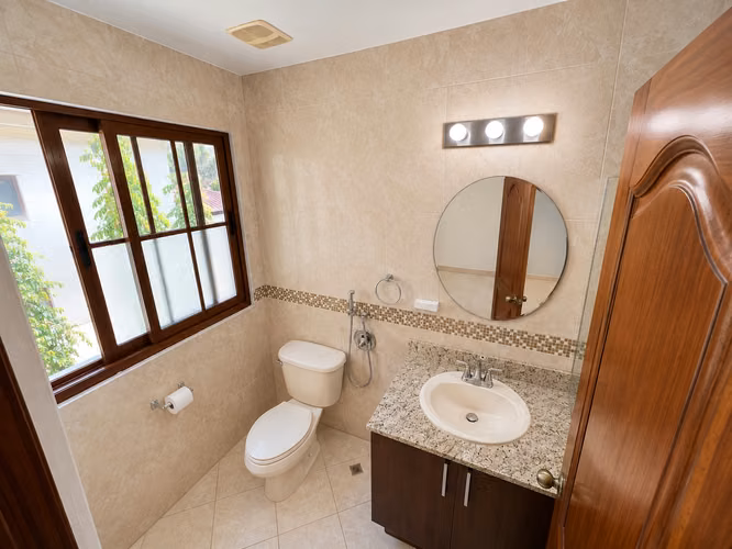 ALQUILER CASA EN CLAYTON 874m2 SENDERO DE CAMINO DE CRUCES TC - Imagen 12
