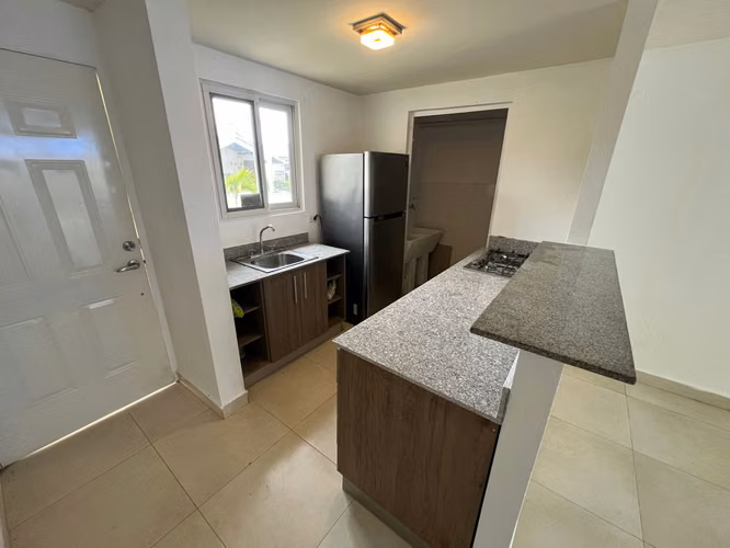 Venta de casa en Playa Dorada, Arraiján- Panamá Oeste- como nueva!