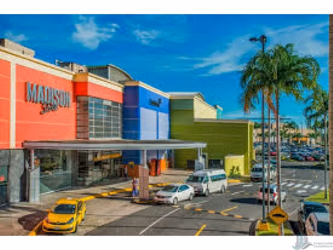 ALQUILER LOCAL COMERCIAL EN ALBROOK MALL 103,67 MT2 , 157.01, MT2 LT.