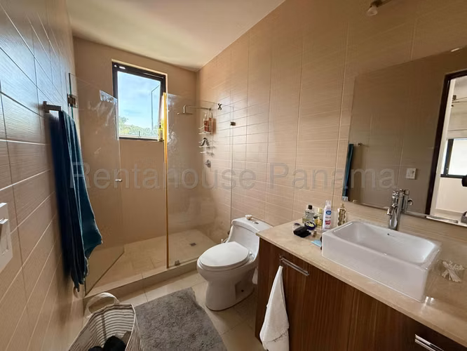Alquiler de Casa en Panama Pacifico River Valley KC