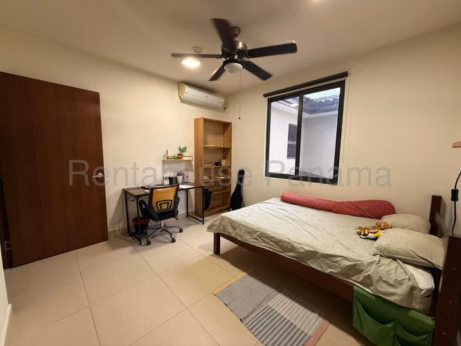 Alquiler de Casa en Panama Pacifico River Valley KC
