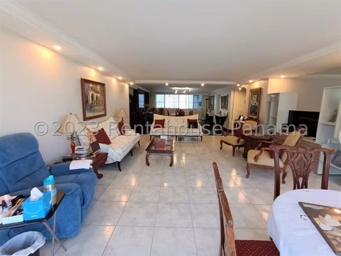 Venta de Apartamento en Obarrio Ph Fiesta CCO