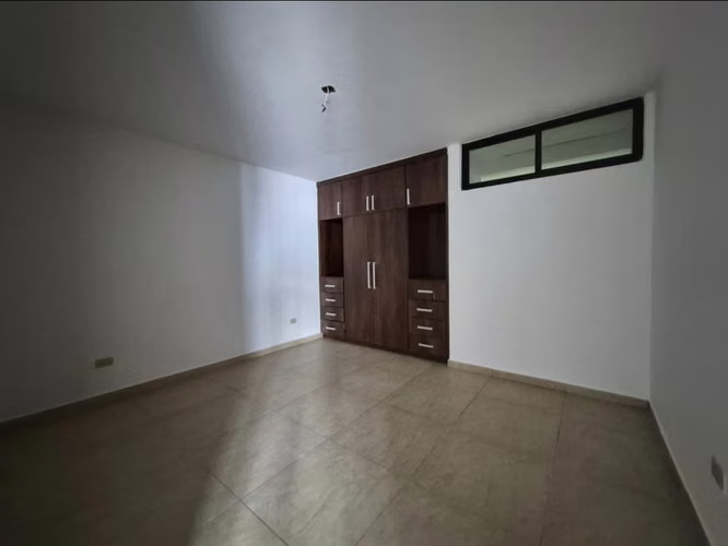 Apartamento en Condado del Rey