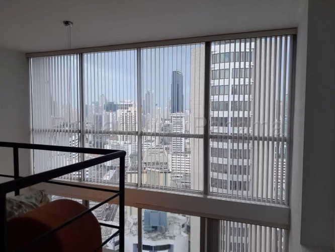 Venta de apartamento en El Cangrejo, PH Vitro Loft (solo cliente directo)