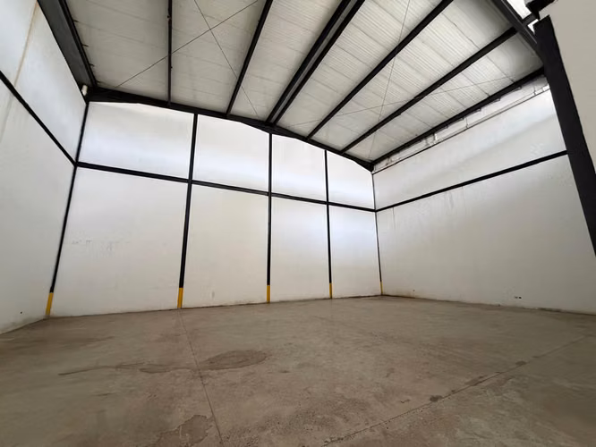 Ofibodega en Alquiler en Parque Industrial de las Américas | 497 m²