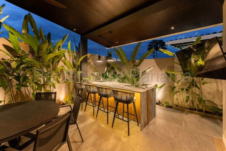 Casa en Alquiler en Costa Sur 26*3014Mfk