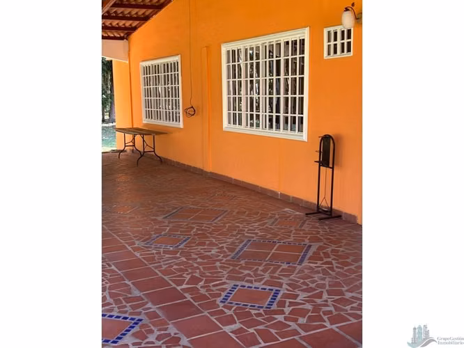 VENTA FINCA PROYECTO COMERCIAL RÍO HATO CON PISCINA CV