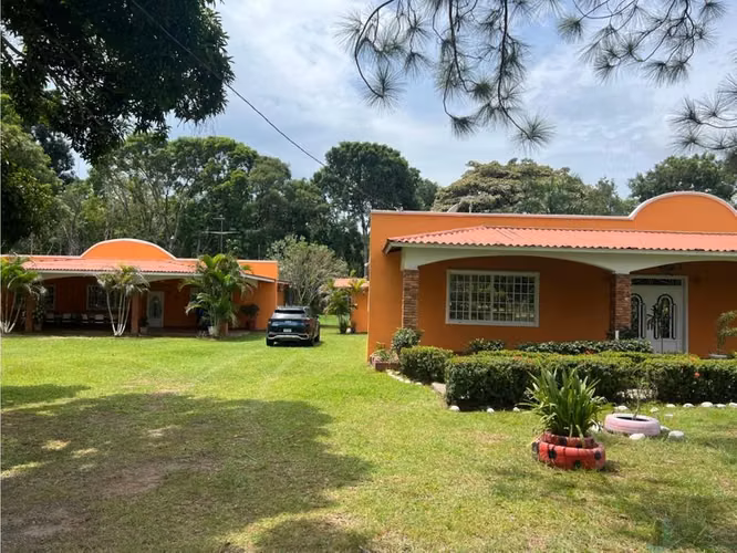 VENTA FINCA PROYECTO COMERCIAL RÍO HATO CON PISCINA CV