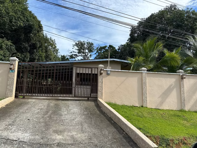 Casa en Venta con Potencial Comercial – ¡Ubicación que Lo Tiene Todo!