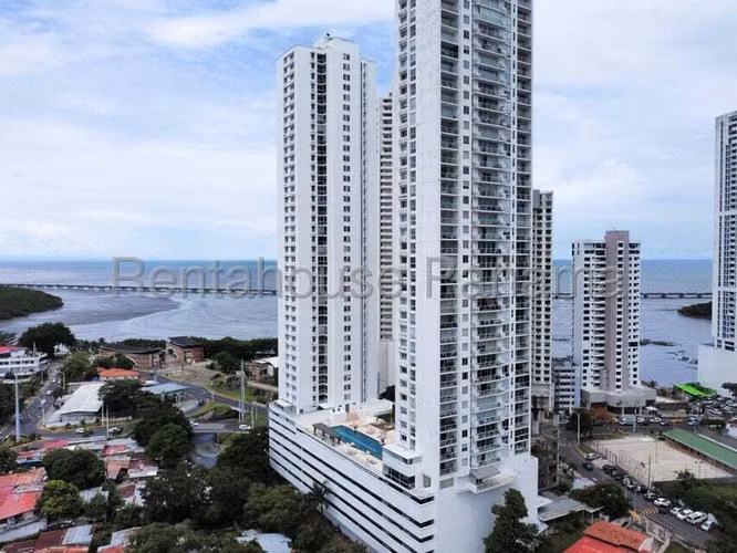 LINDO APARTAMENTO EN ALQUILER PH BAHIA DEL GOLF COCO DEL MARS26-6980