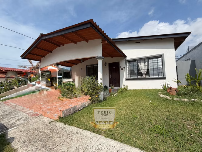 ALQUILER DE CASA EN BRISAS DEL GOLF BARRIADA CERRADA G.S