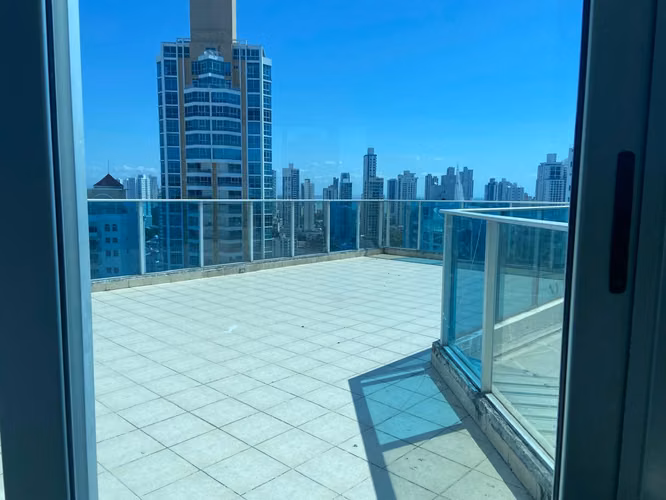 Penthouse en venta – Edificio Kolosal, San Francisco