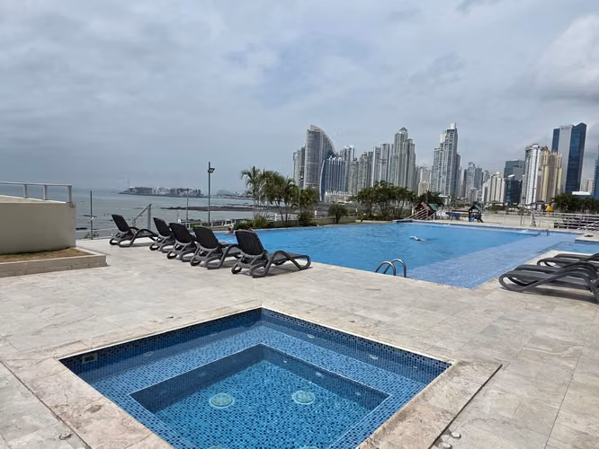 VENTA APARTAMENTO FRENTE AL MAR- EN SAN FRANCISCO
