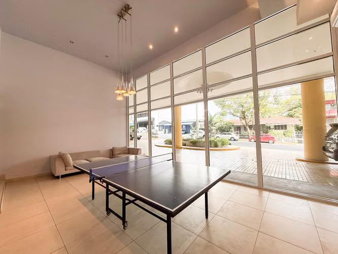 Apartamento Espacioso en Venta en El Cangrejo en Solaris