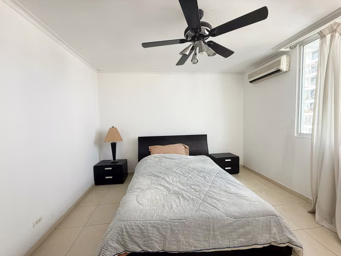 Apartamento Espacioso en Venta en El Cangrejo en Solaris