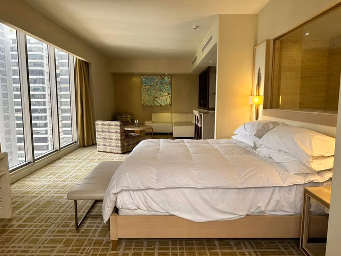 Apartamento Amoblado en Waldorf Astoria | Calle Uruguay | Corto o Largo Plazo