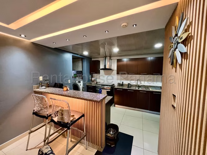 Se Vende Apartamento en Condado del Rey MDV25-9914