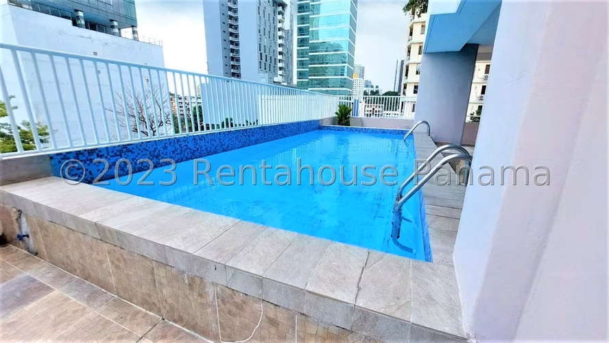 Se Vende Apartamento en San Francisco YDU
