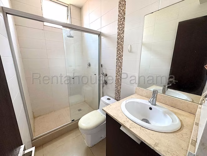 Se Vende Apartamento en San Francisco YDU