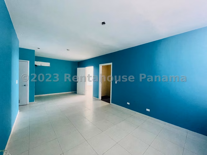 Se Vende Apartamento en Avenida Balboa YDU
