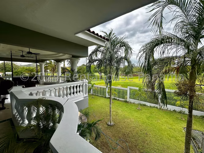 Se Vende Casa en Brisas Del Golf YDU