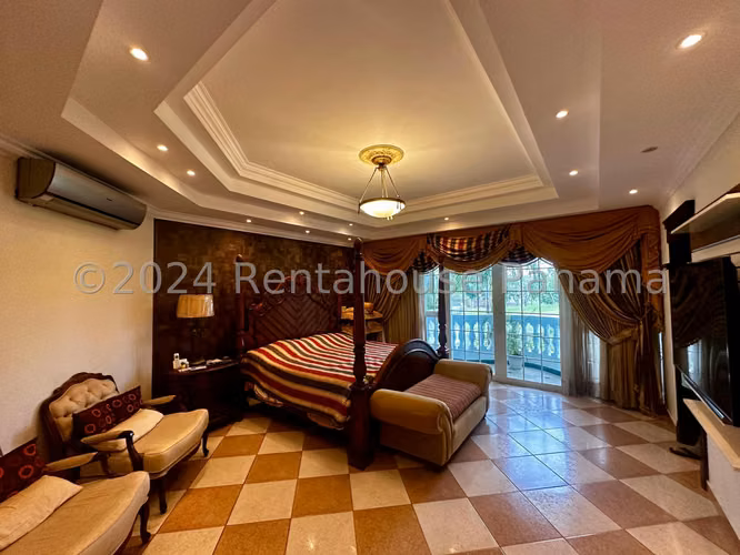 Se Vende Casa en Brisas Del Golf YDU