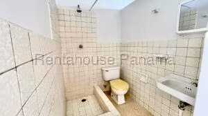 Venta de Apartamento con 157m2 en Punta Paitilla PH Plaza Paitilla 26-6077SR