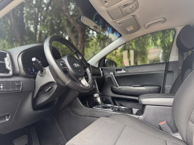 KIA SPORTAGE 2019 - Imagen 6
