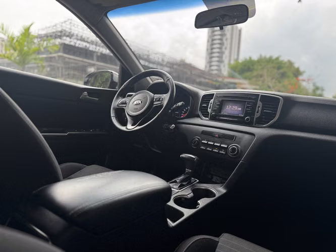 KIA SPORTAGE 2019 - Imagen 8