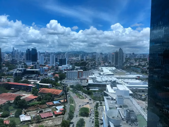 Espacio Comercial en Punta Pacífica, Panamá - Imagen 2