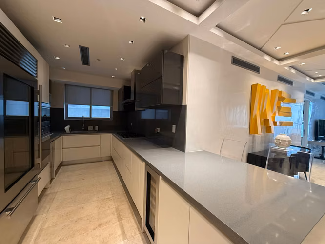 ALQUILER APARTAMENTO FULL AMOBLADO AVENIDA BALBOA PH YOO