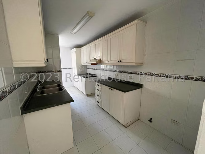 Se Vende Apartamento en Edison Park MDV25-3083