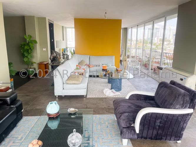 Apartamento en Venta en El Carmen. AILEEN