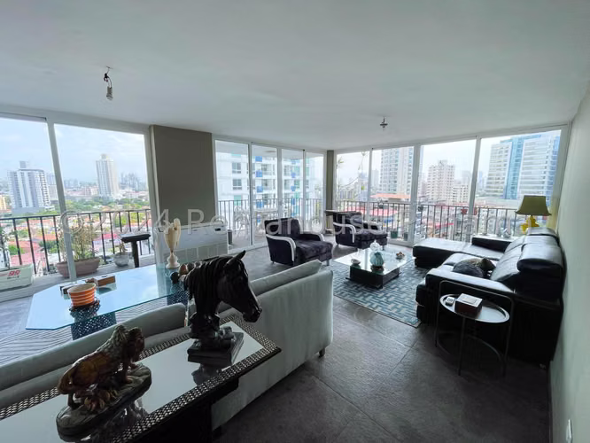 Apartamento en Venta en El Carmen. AILEEN
