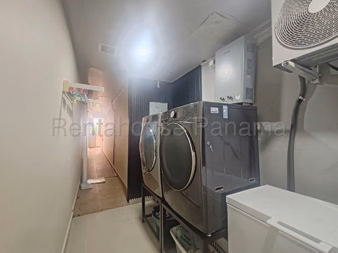Vendo Casa de 600 m² en Villa Rica, Rio Abajo 26-7327GG