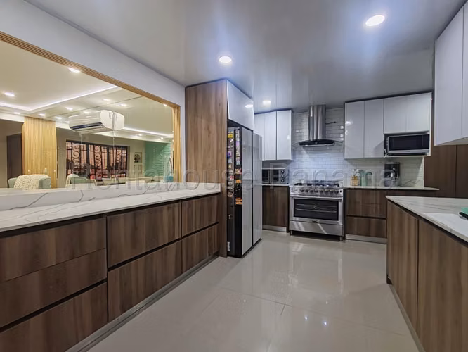 Vendo Casa de 600 m² en Villa Rica, Rio Abajo 26-7327GG