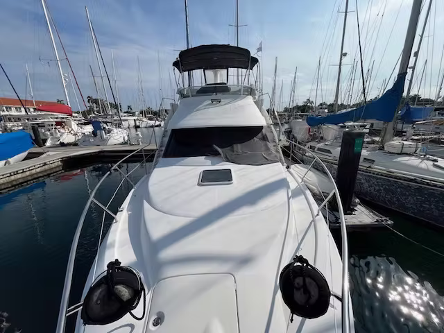 Boat-Yacth-
