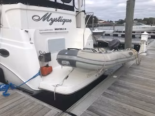 Boat-Yacth-
