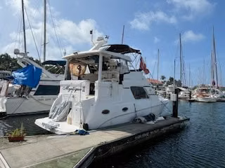 Boat-Yacth-