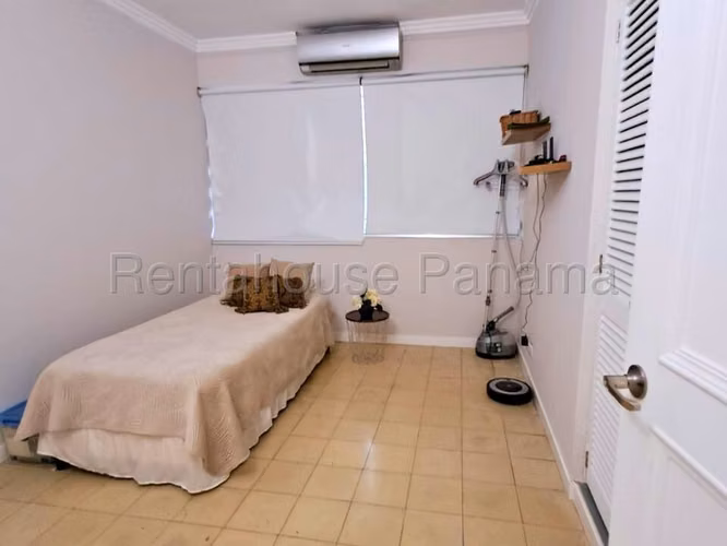 Vendo Casa de 319 m² en Coco del Mar 26-7583GG