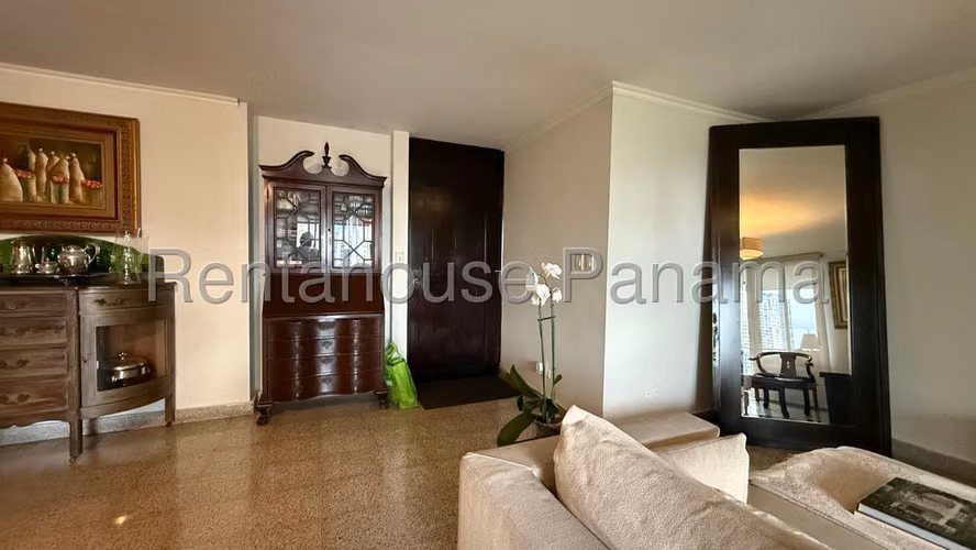 Vendo Apartamento de 169 m² en PH Panorama, La Cresta 26-4911GG