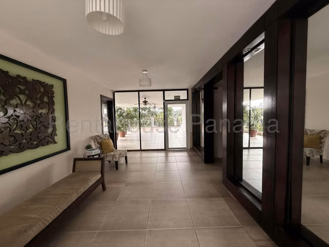 Vendo Apartamento de 163 m² en PH Pine Hills, Albrook 26-7672GG