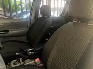 TOYOTA HILUX 2010 – POCO KILOMETRAJE – FULL MODIFICADA – ÚNICA - Imagen 11