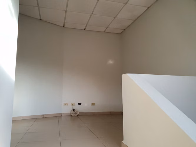 Alquiler de Amplia y Céntrica Residencia/Opción Venta