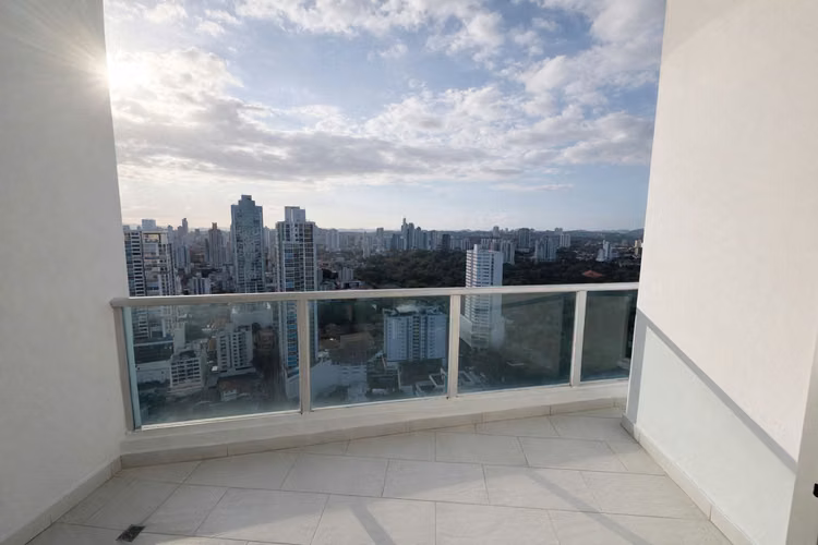VENTA LOFT LINEA BLANCA EN SAN FRANCISCO