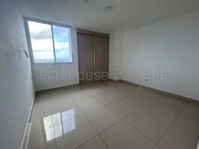 Vendo Apartamento en Villa de Las Fuentes PH MEI OF 25-8850